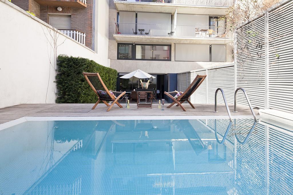 Apartment Barcelona Rentals - Private Pool&Garden Center Buitenkant foto