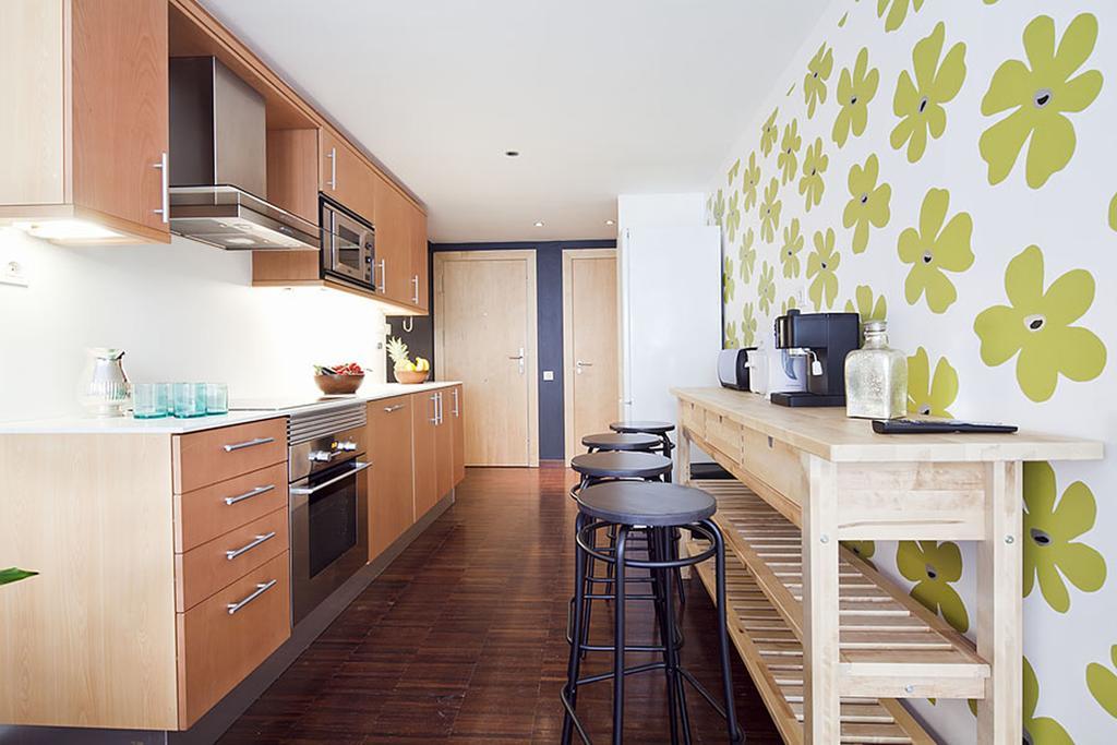 Apartment Barcelona Rentals - Private Pool&Garden Center Buitenkant foto